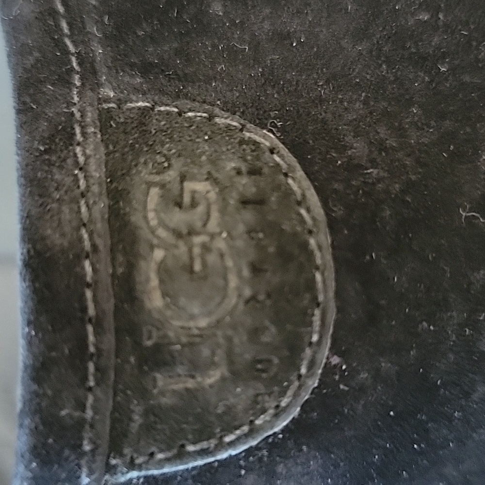 UGG Australia 'Abbie' Black Suede Clogs Size 9 EUC - Picture 2 of 9